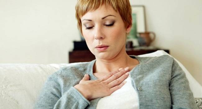 8 симптомов сердечного приступа у женщин