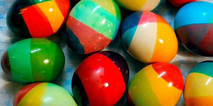 Окраска яиц в разные цвета