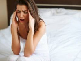 6 причин, почему по утрам болит голова