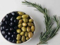 Зеленые оливки против черных: в чем разница