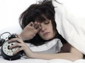 Как связаны высокое давление и недостаток сна