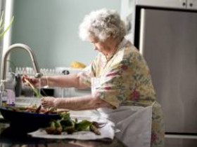 Как обеспечить безопасность в доме для пожилых людей