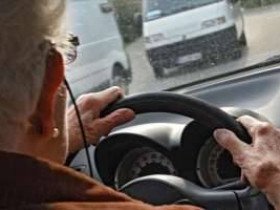 Безопасно ли пожилым людям водить машину