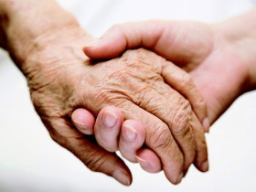 Получение пенсии за больного, лежащего в больнице: способы оформления