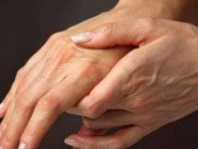 7 причин, почему руки выглядят старыми, как это исправить