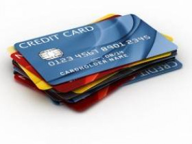 Кому и почему банки перестают выдавать кредитные карты