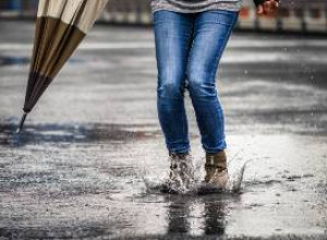 Как защитить ноги в сезон дождей