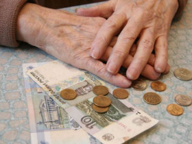 Почему у пенсионеров в России такие маленькие пенсии