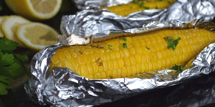 Как варить кукурузу в початках, чтобы она была мягкой